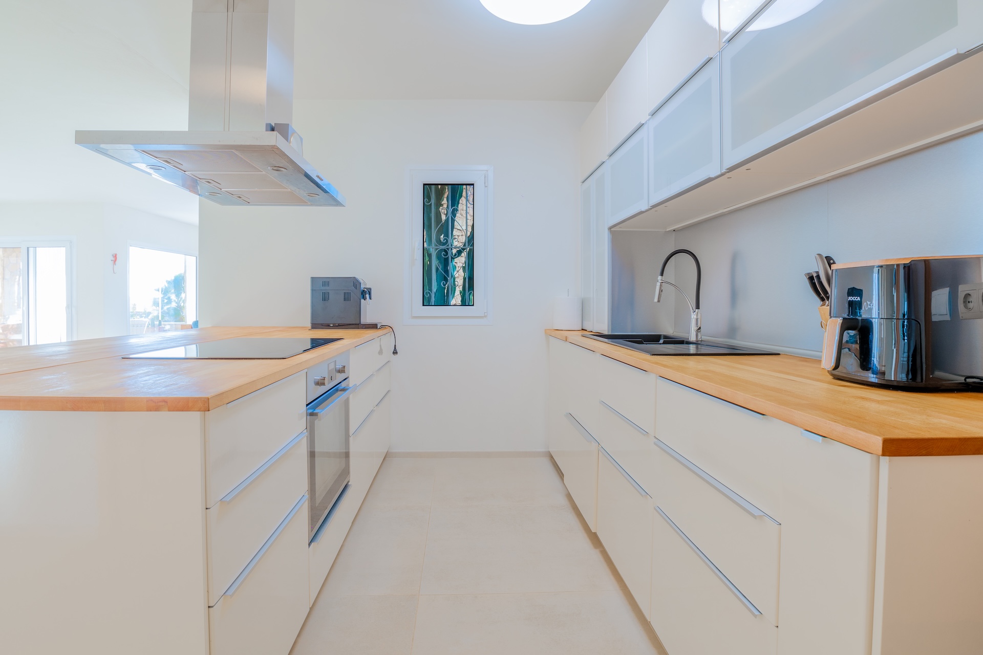 Resa Estates Ibiza sale te koop Villa hills Can Furnet kitchen 9.jpg